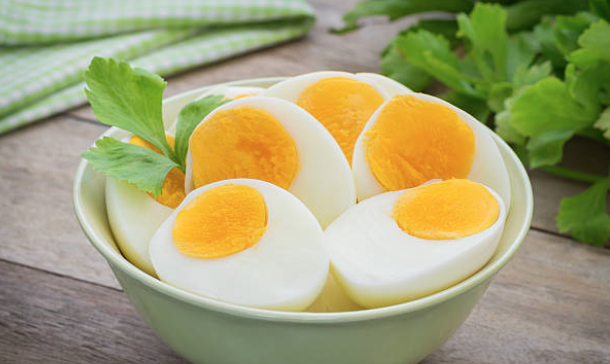 How many eggs for breakfast in PCOS